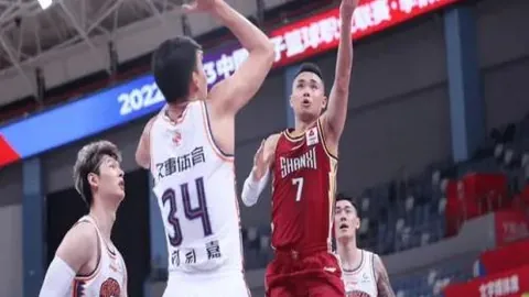 希拉利荣登摩洛哥国家队，家人感动落泪